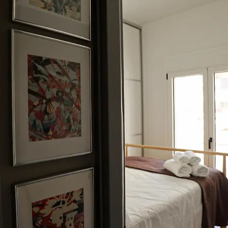 Apartment Central Hideaway, Secluded Garden Oasis In Koukaki *